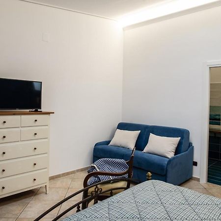 Ohana Bed And Breakfast Castellammare di Stabia Kültér fotó