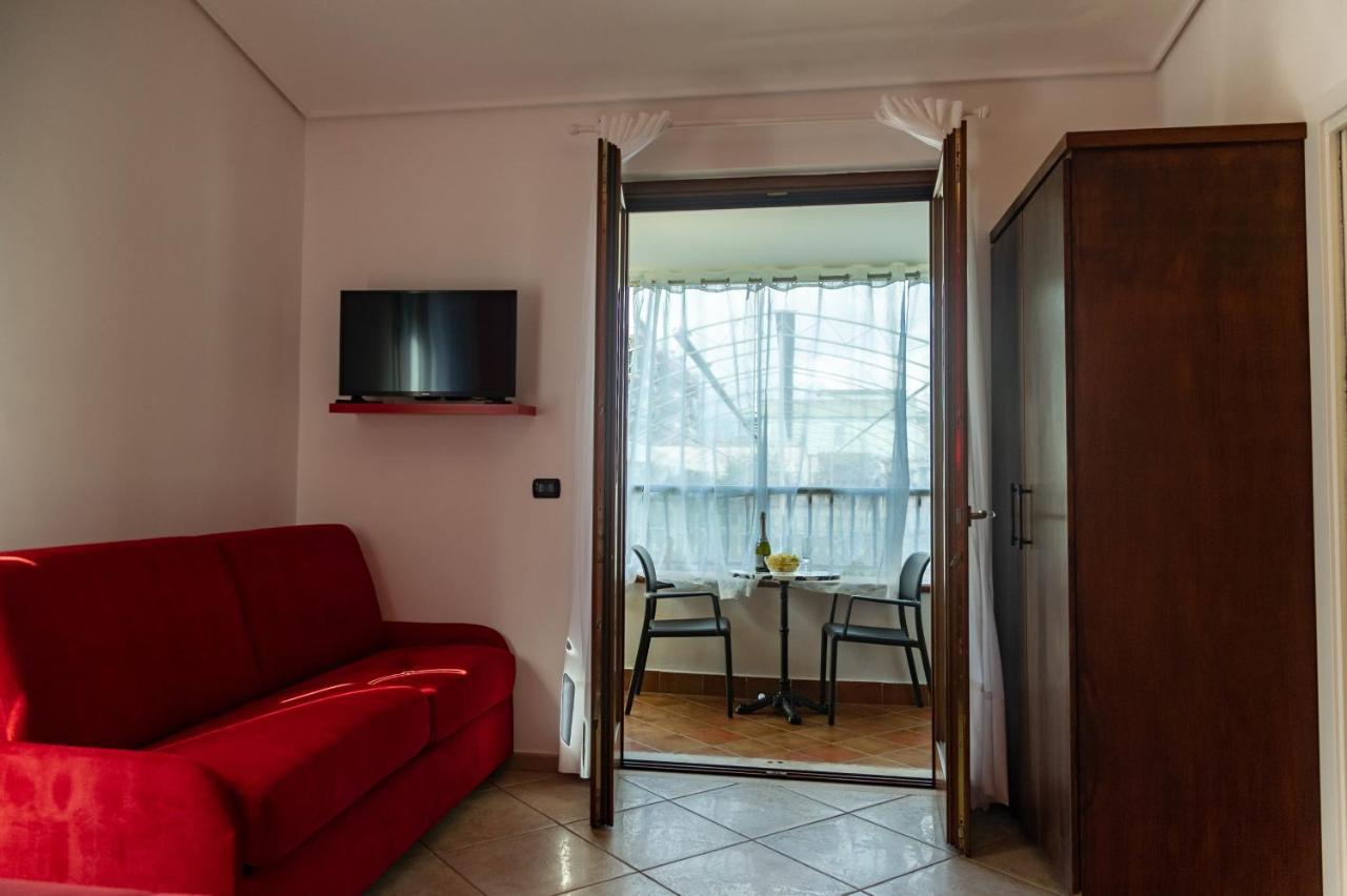 Ohana Bed And Breakfast Castellammare di Stabia Kültér fotó